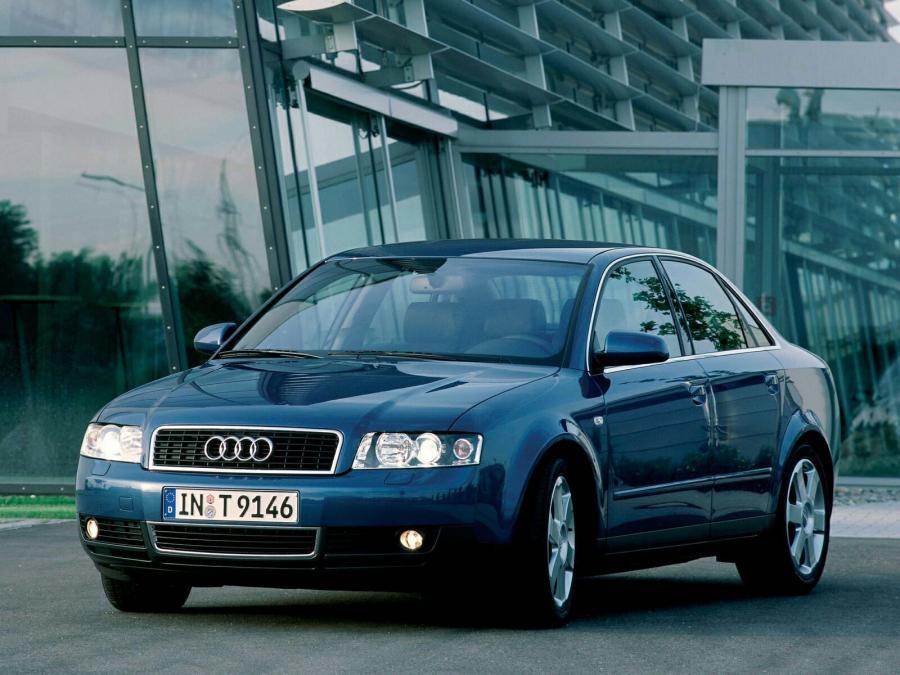  Audi A4 2.0 FSI Sedan (B6,8E) 2000 года  (фото 8 из 10)
